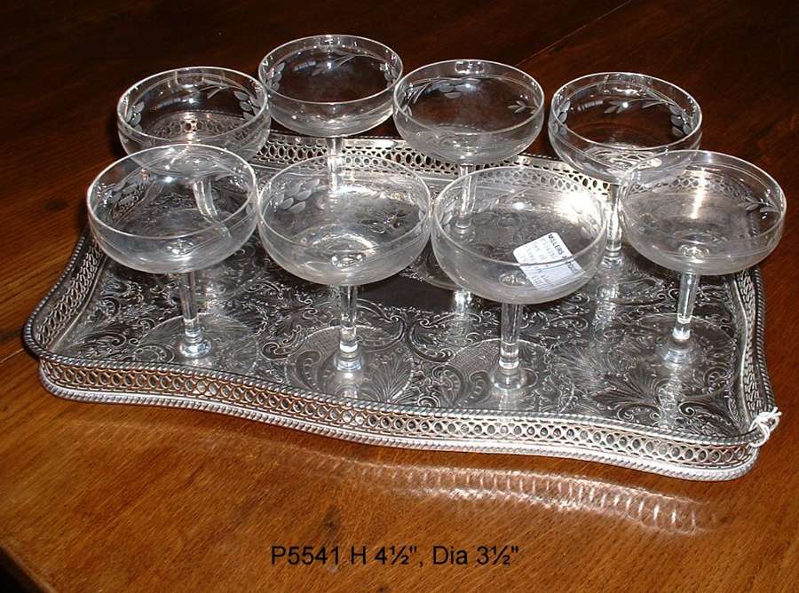Set of 8 Champagne Coupes